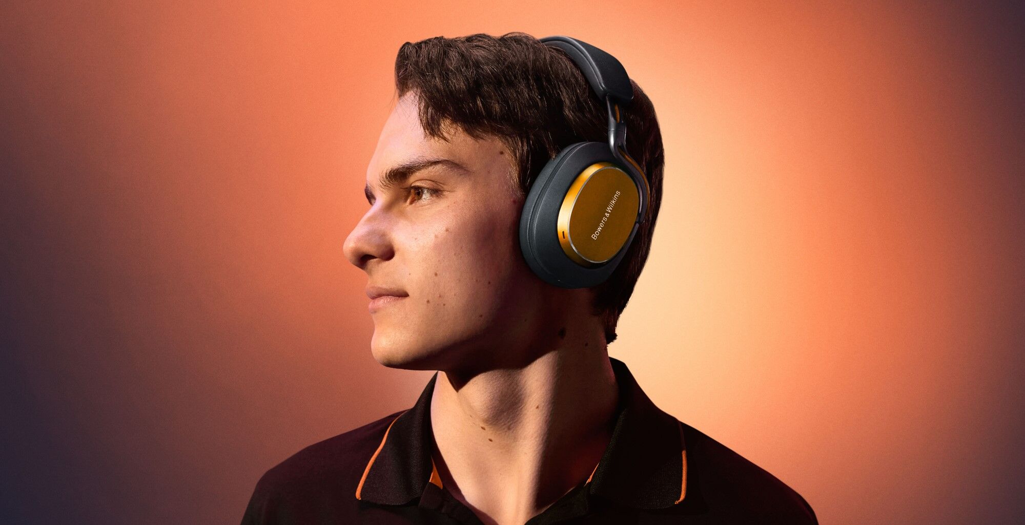 PGI ra mắt tai nghe cao cấp Px8 S2 McLaren Edition PGI mang tinh thần performance luxury trong flagship headphone Px8 S2 McLaren từ Bowers & Wilkins về Việt Nam