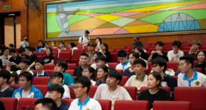 Hơn 200 sinh viên Đại học Giao thông Vận tải bùng nổ cùng sự kiện của COLORFUL và Microsoft
