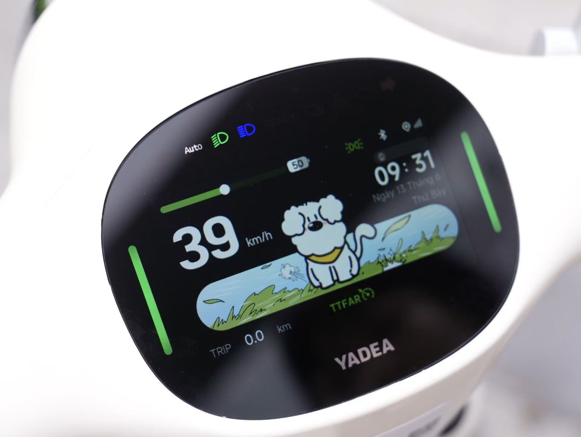 YADEA chính thức ra mắt YADEA Omee xe điện thông minh dành cho học sinh