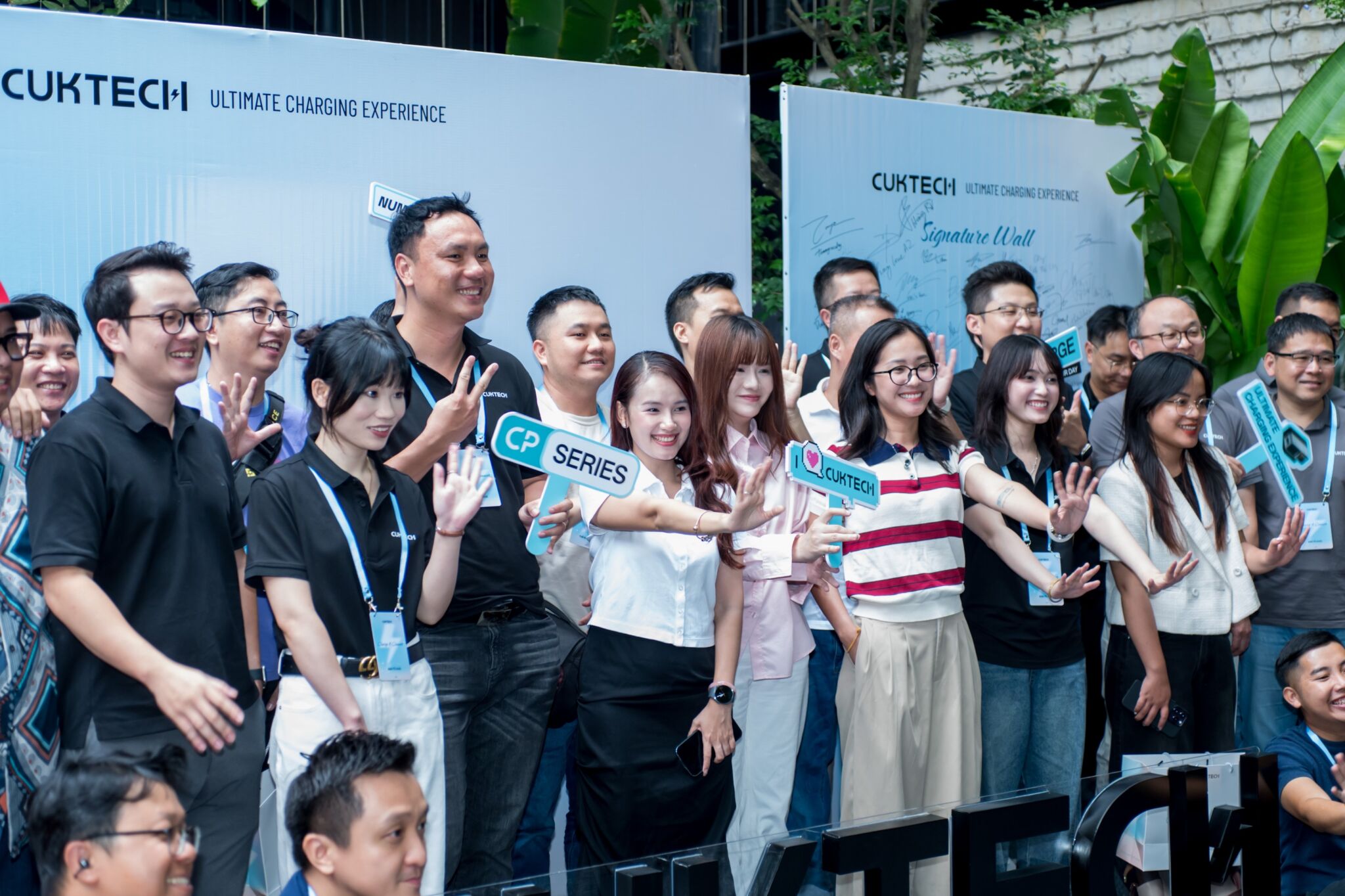 CUKTECH tổ chức sự kiện “Charge & Connect” đánh dấu vị trí trong thị trường công nghệ Việt Nam CUKTECH tổ chức sự kiện “Charge & Connect” đánh dấu vị trí trong thị trường công nghệ Việt Nam