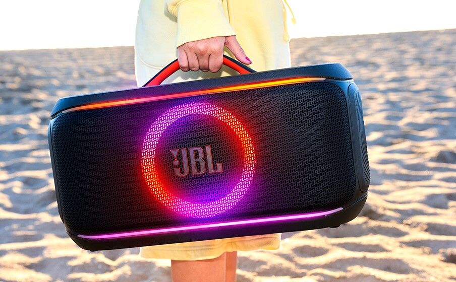 JBL ra mắt thế hệ PartyBox mới với công nghệ AI tách giọng hát theo thời gian thực JBL ra mắt thế hệ PartyBox mới với công nghệ AI tách giọng hát theo thời gian thực