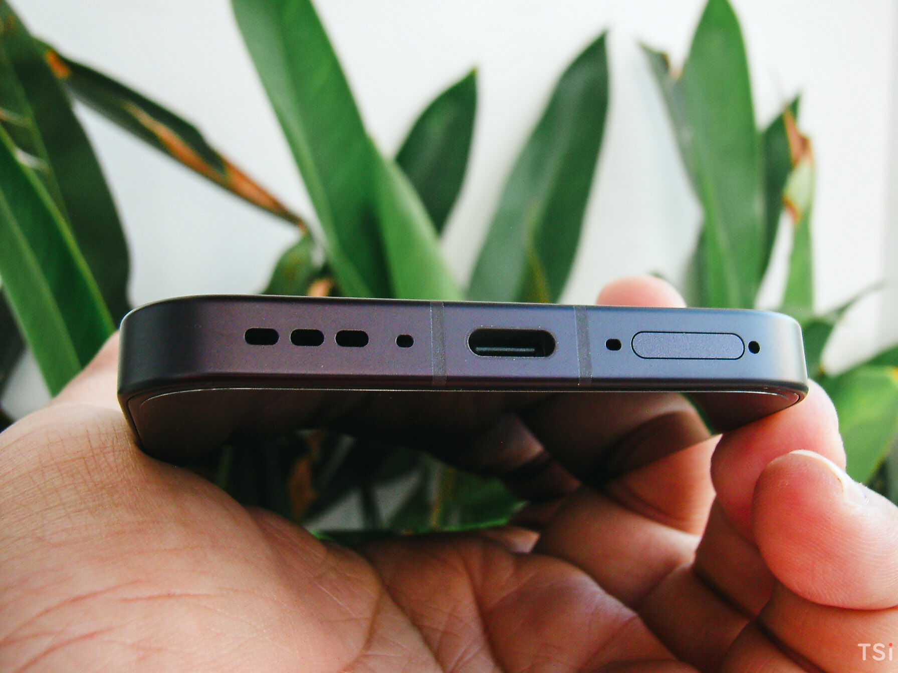 OPPO Reno16 5G: Thiết kế đẹp, hiệu năng cân bằng OPPO Reno16 5G: Thiết kế đẹp, hiệu năng cân bằng