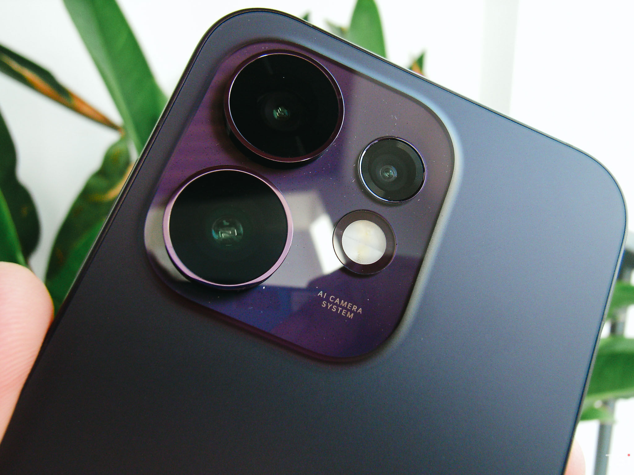 OPPO Reno16 5G: Thiết kế đẹp, hiệu năng cân bằng OPPO Reno16 5G: Thiết kế đẹp, hiệu năng cân bằng