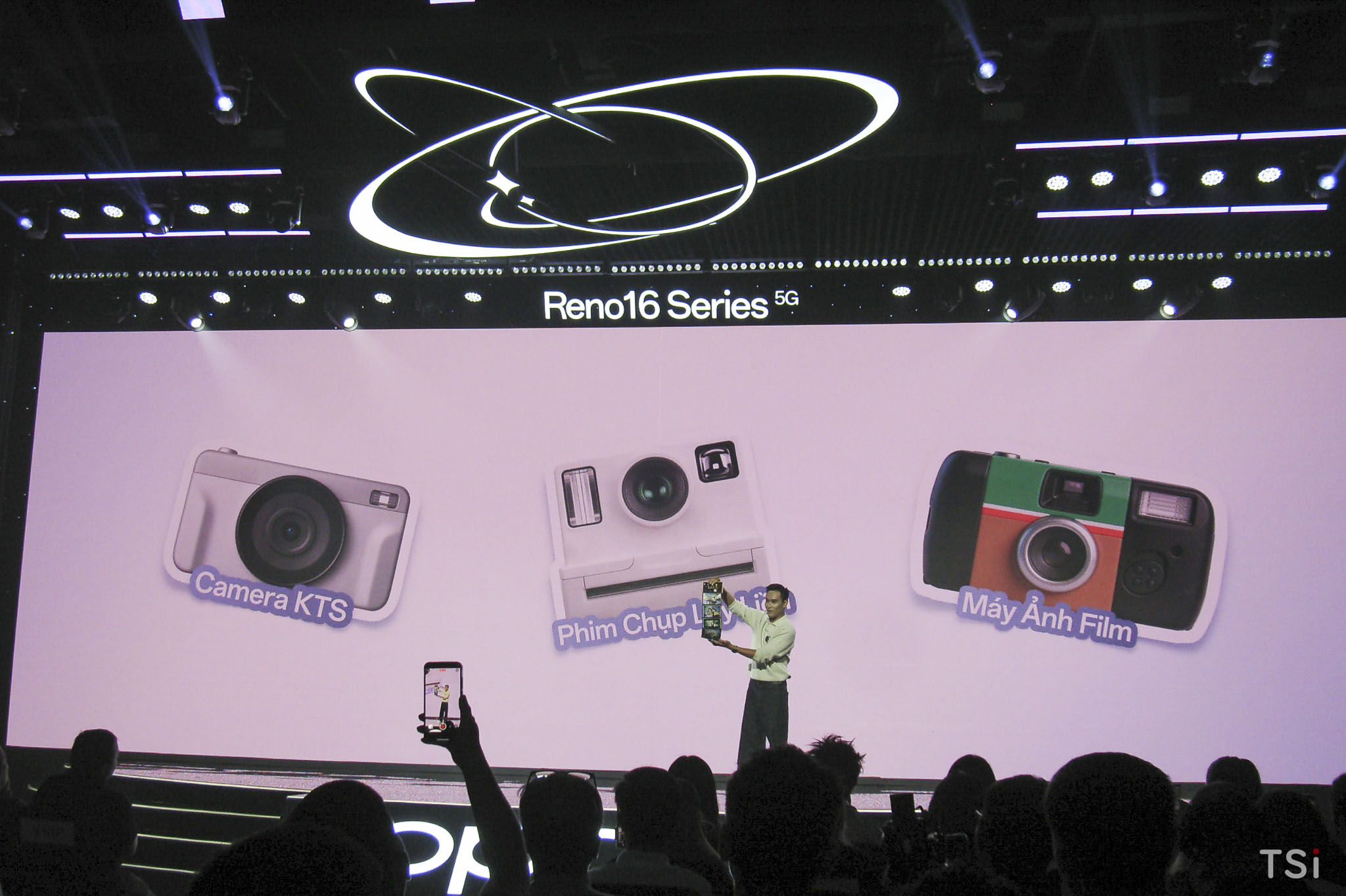 OPPO Reno16 Series 5G chính thức ra mắt tại Việt Nam OPPO Reno16 Series 5G chính thức ra mắt tại Việt Nam