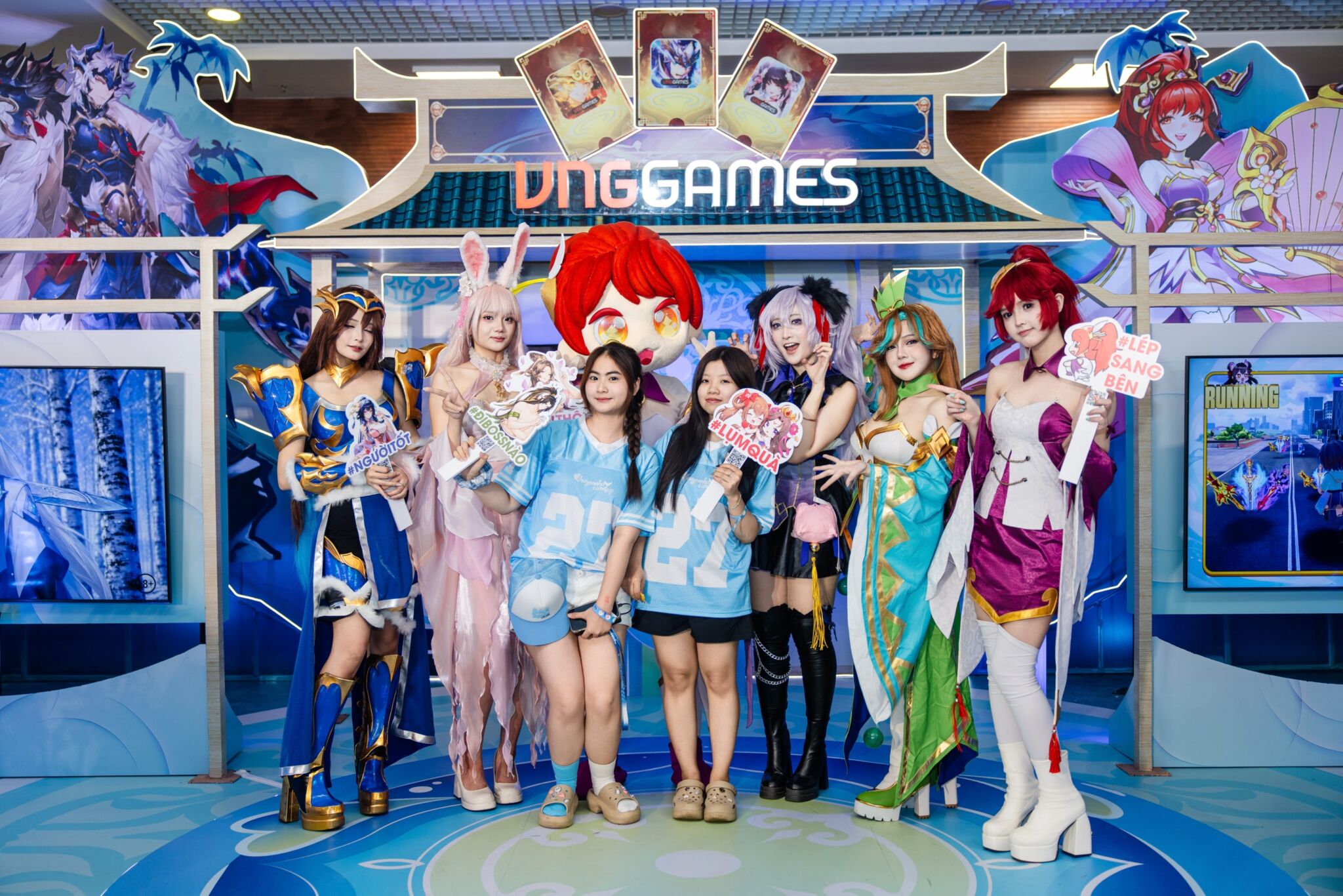 Tam Quốc Huyễn Tướng VNG cùng gần 3.000 game thủ đón sinh nhật 1 tuổi tại "Gamers Lead The Play" Tam Quốc Huyễn Tướng VNG cùng gần 3.000 game thủ đón sinh nhật 1 tuổi tại "Gamers Lead The Play"