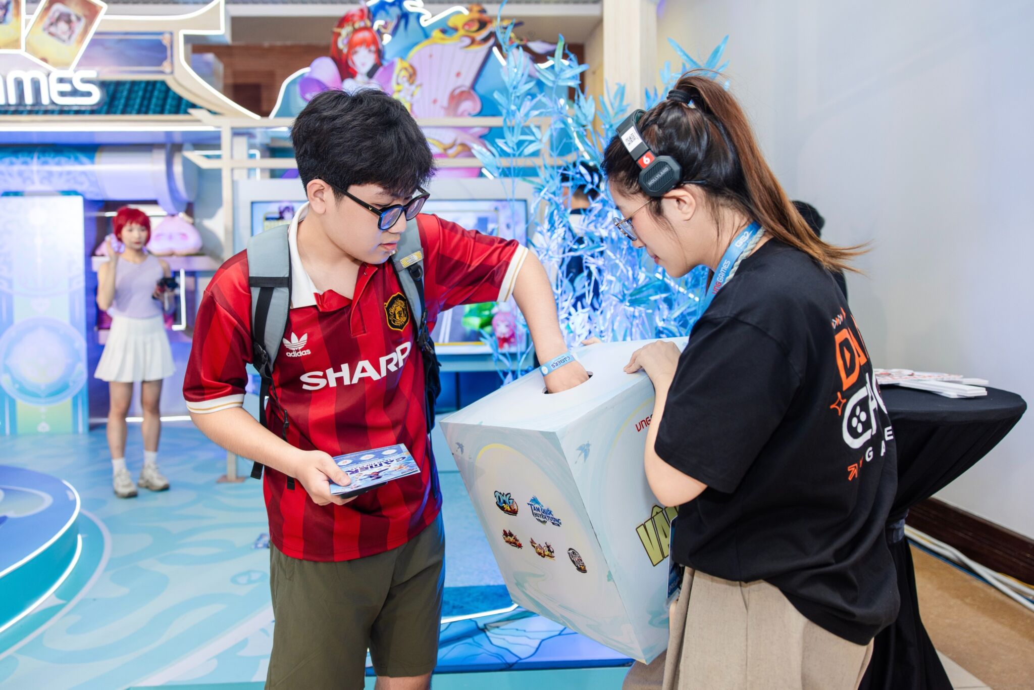 Tam Quốc Huyễn Tướng VNG cùng gần 3.000 game thủ đón sinh nhật 1 tuổi tại "Gamers Lead The Play" Tam Quốc Huyễn Tướng VNG cùng gần 3.000 game thủ đón sinh nhật 1 tuổi tại "Gamers Lead The Play"