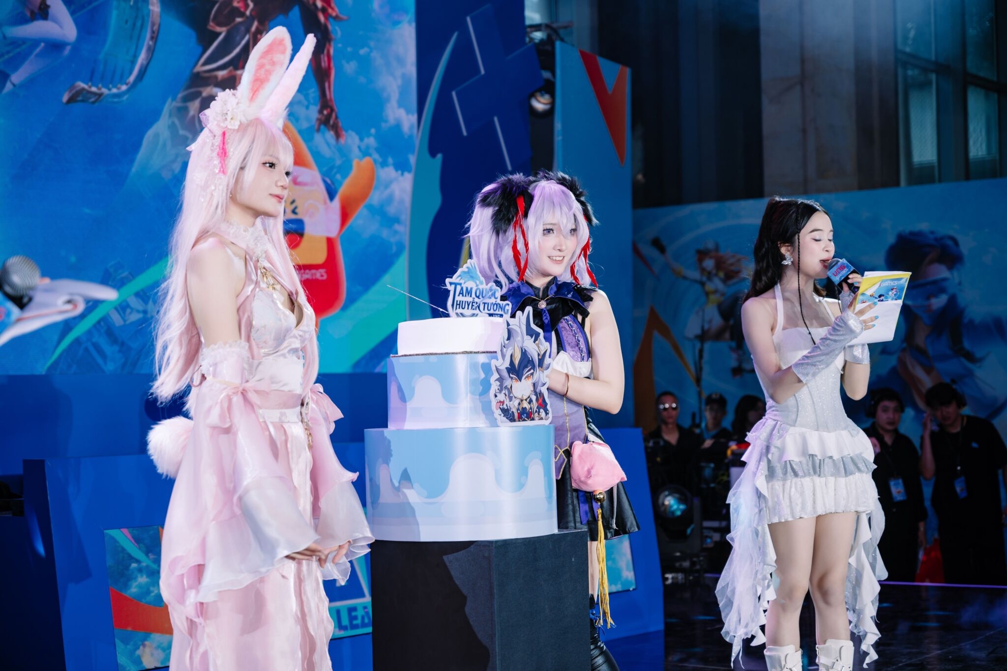 Tam Quốc Huyễn Tướng VNG cùng gần 3.000 game thủ đón sinh nhật 1 tuổi tại "Gamers Lead The Play" Tam Quốc Huyễn Tướng VNG cùng gần 3.000 game thủ đón sinh nhật 1 tuổi tại "Gamers Lead The Play"