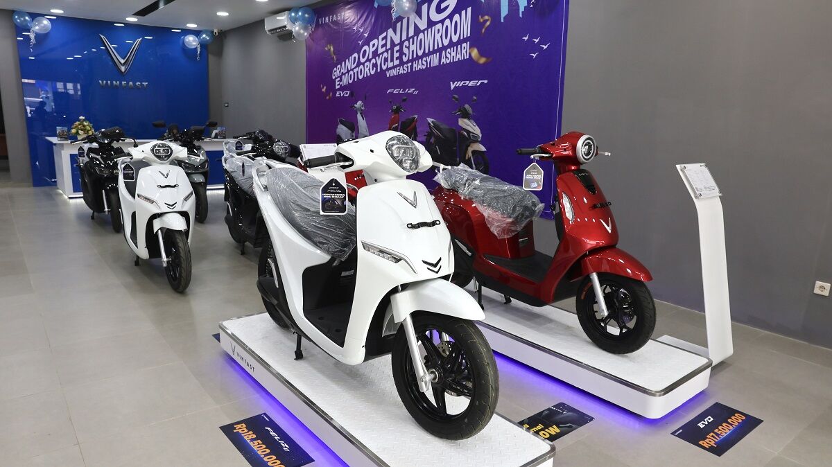VinFast khai trương 20 đại lý xe máy điện tại Indonesia, mở rộng hệ sinh thái giao thông xanh trên toàn quốc VinFast khai trương 20 đại lý xe máy điện tại Indonesia, mở rộng hệ sinh thái giao thông xanh trên toàn quốc