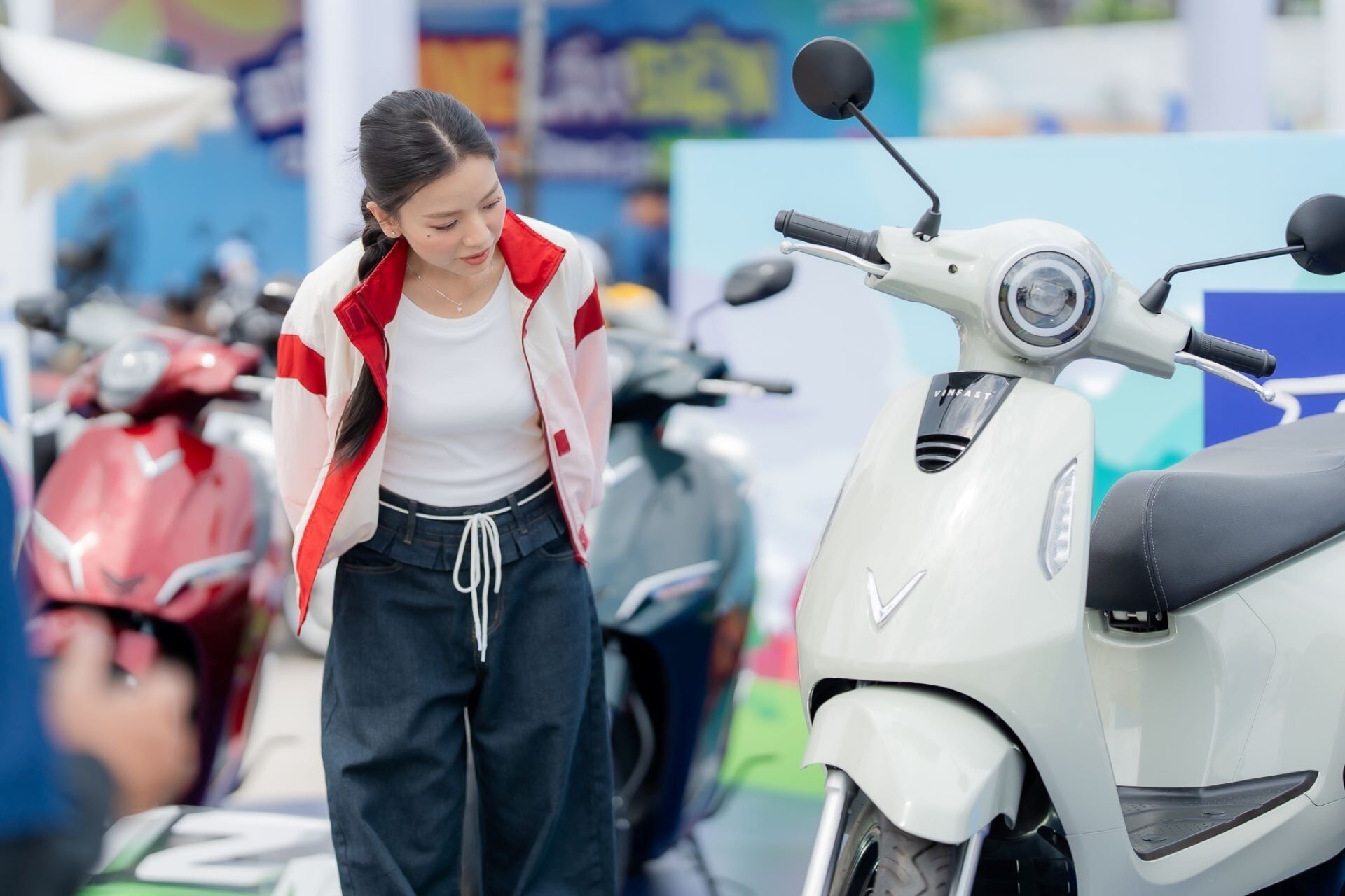 VinFast ưu đãi tới 2 triệu đồng cho khách hàng cũ mua xe máy điện mới VinFast ưu đãi tới 2 triệu đồng cho khách hàng cũ mua xe máy điện mới