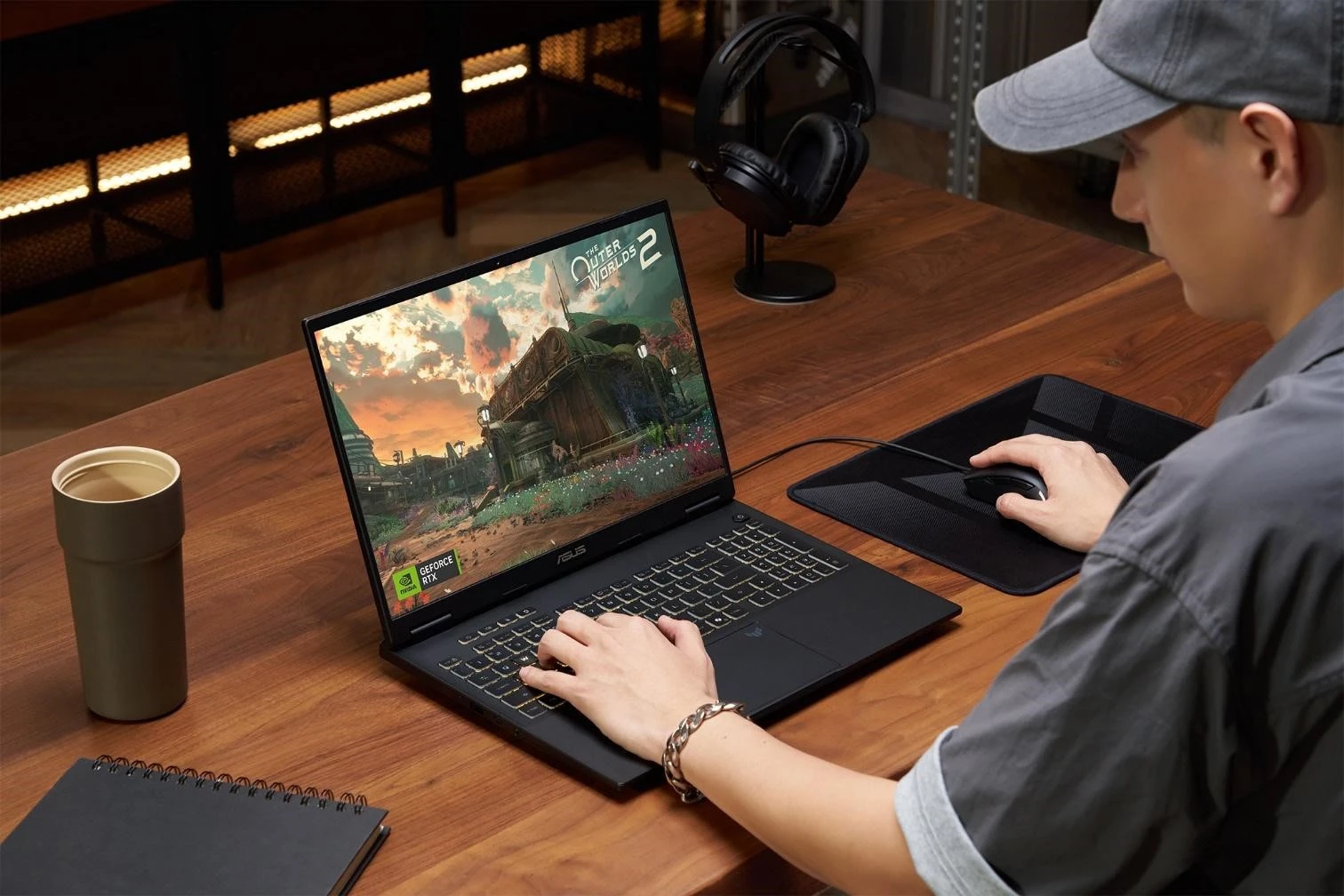 ASUS ra mắt laptop TUF Gaming 16 trang bị RTX 50 Series ASUS giới thiệu laptop TUF Gaming 16 trang bị RTX 50 Series tại Việt Nam