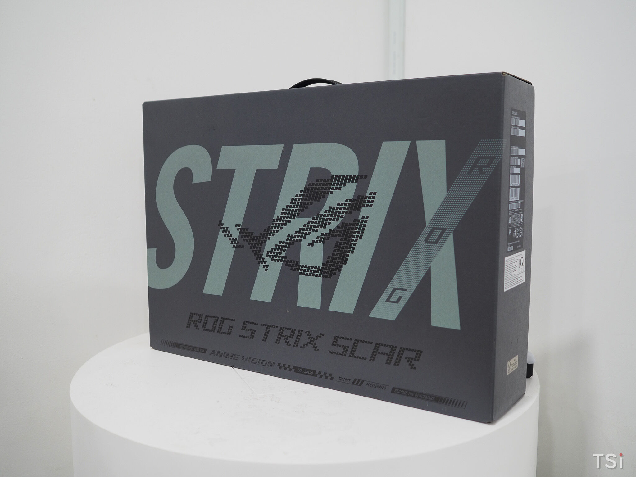 ASUS Republic of Gamers ra mắt ROG Strix SCAR 18 2026 tại Việt Nam ASUS Republic of Gamers ra mắt ROG Strix SCAR 18 2026 tại Việt Nam