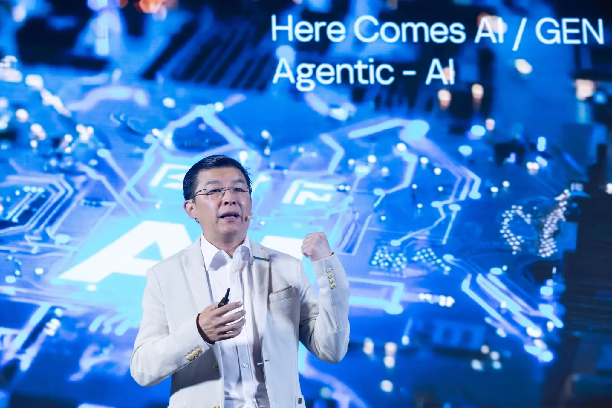 Kaspersky: AI đã trở thành một phần cốt lõi của các mối đe dọa an ninh mạng, đồng thời góp phần định hình tương lai an ninh mạng Kaspersky nhận định: AI đã trở thành một phần cốt lõi của các mối đe dọa an ninh mạng, đồng thời góp phần định hình tương lai an ninh mạng
