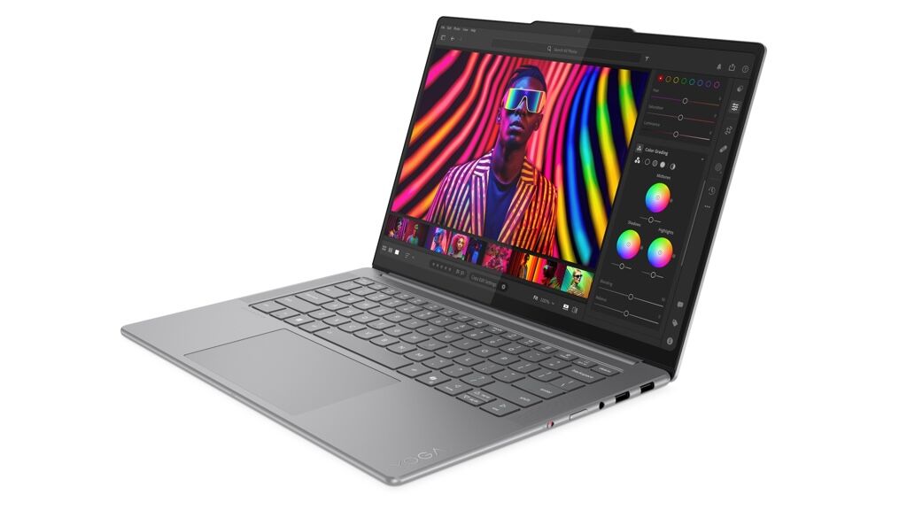 Lenovo trình làng Yoga Pro 7a: sáng tạo hiệu năng cao với khả năng tăng tốc AI vượt trội Lenovo trình làng Yoga Pro 7a: sáng tạo hiệu năng cao với khả năng tăng tốc AI vượt trội