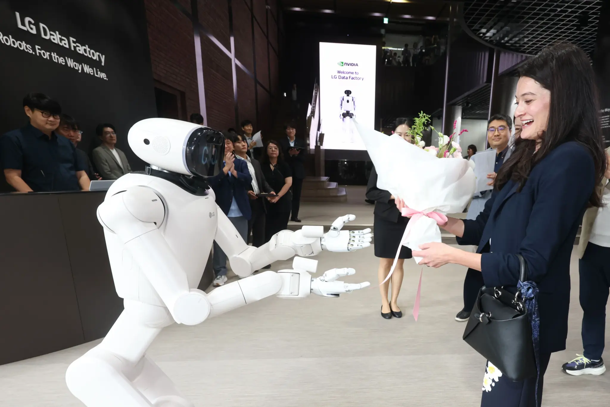 LG Electronics đẩy mạnh hợp tác với NVIDIA trong lĩnh vực robot