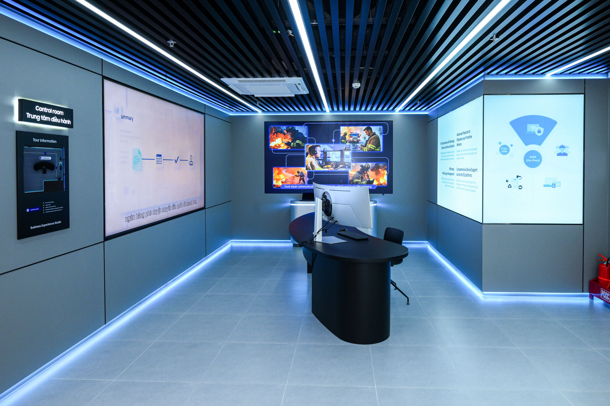 Samsung Electronics khai trương Business Experience Studio tại Việt Nam Samsung Electronics khai trương Business Experience Studio tại Việt Nam, mở rộng hệ sinh thái giải pháp công nghệ toàn diện cho doanh nghiệp