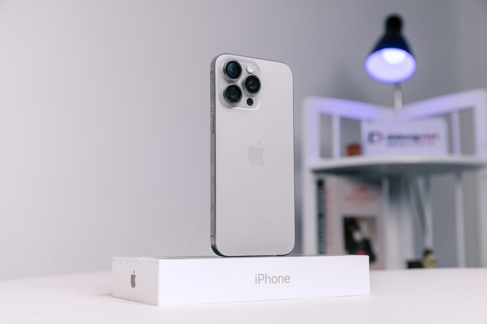 Thị trường máy cũ sôi động trước mùa flagship mới Thị trường máy cũ sôi động trước mùa flagship mới