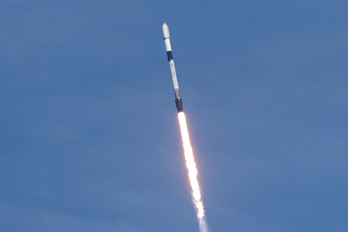 VinSpace công bố hợp đồng phóng vệ tinh với SpaceX VinSpace công bố hợp đồng phóng vệ tinh với SpaceX