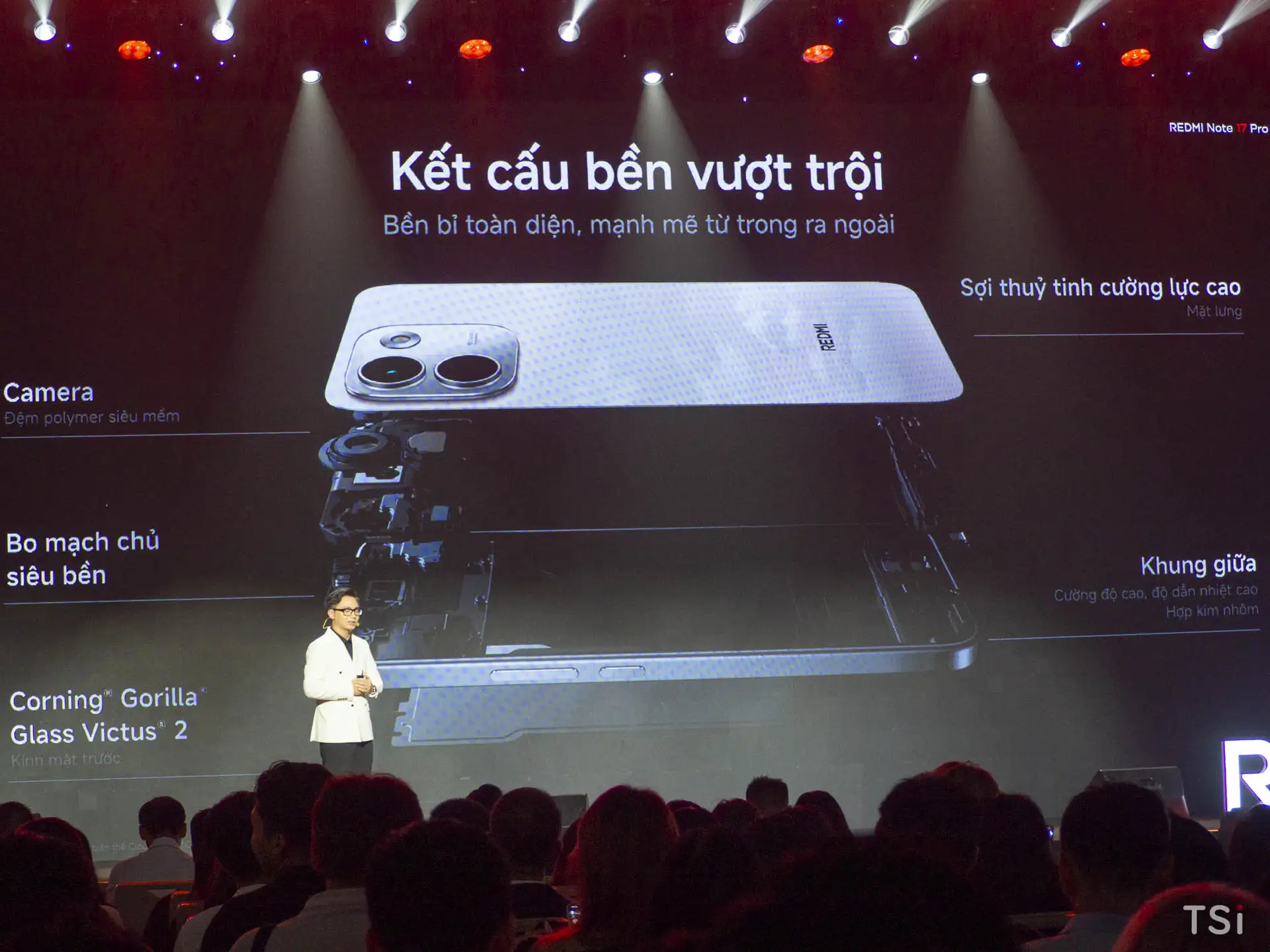 Xiaomi REDMI Note 17 Series: pin đến 10.000mAh, cập nhật đến 6 năm và độ bền toàn diện Xiaomi REDMI Note 17 Series: pin đến 10.000mAh, cập nhật đến 6 năm và độ bền toàn diện